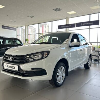 Lada (ВАЗ) Granta, 1.6 MT (90 л.с.), 2026 года